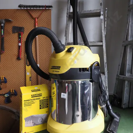 Karcher WD2 premium multi purpose vacuum cleaner and bags