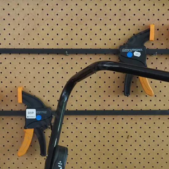 2x Craft Right quick release clamps - blue dots