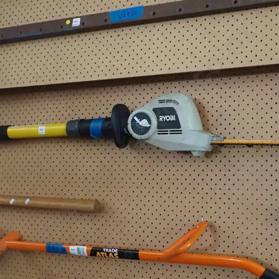 Ryobi telescopic hedge trimmer