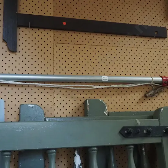 Kamaki telescopic pole pruner