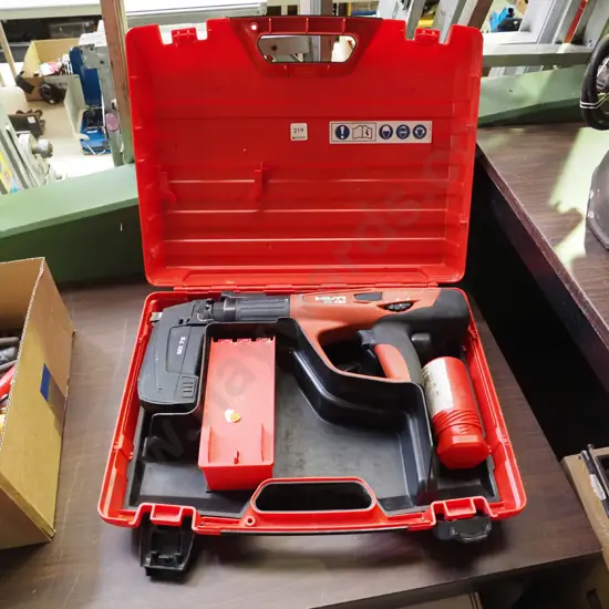 Hilti DX 460 bolt pistol