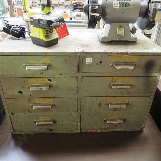 8 drawer workshop chest H-460 W-710 D-370