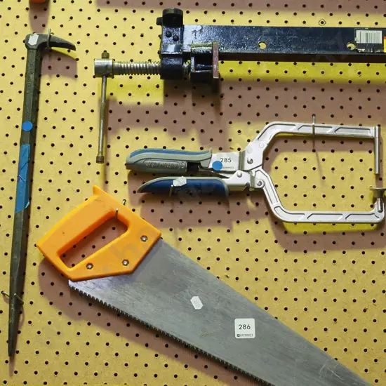 welder's clamp, small wrecking bar - blue dots