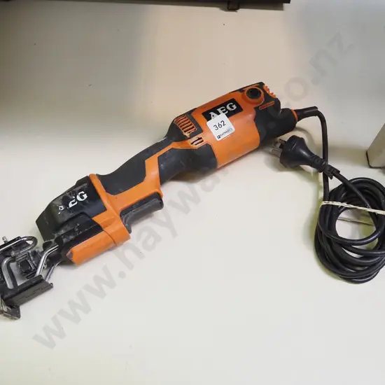 AEG reciprocating saw