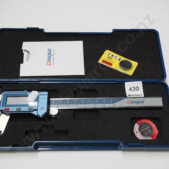digital micrometer, vernier calipers