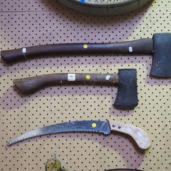 pruning saw, 2x small axes - yellow dots