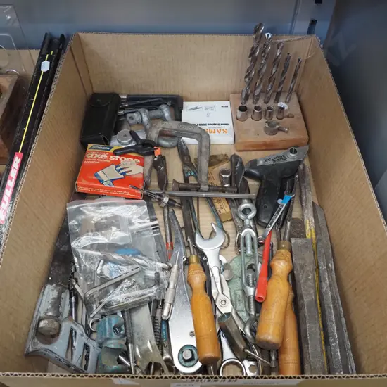 box; cold chisels, open end ring spanners D shackle etc