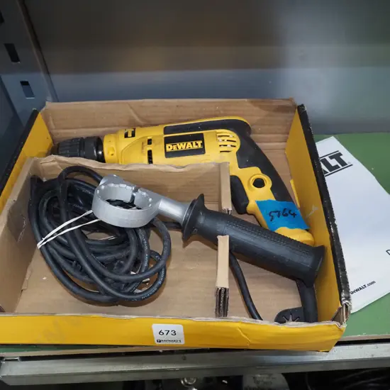 De Walt corded drill