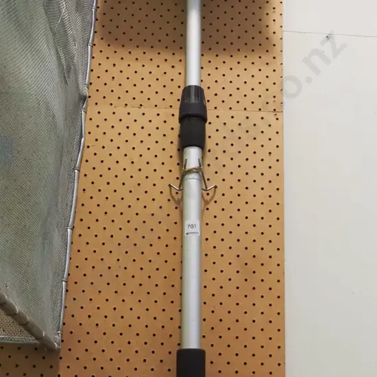 telescopic window brush