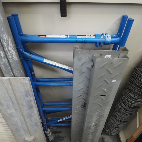 small collapsable scaffolding H-1300