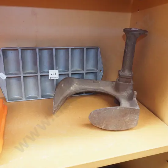 gem iron, cast iron shoe form