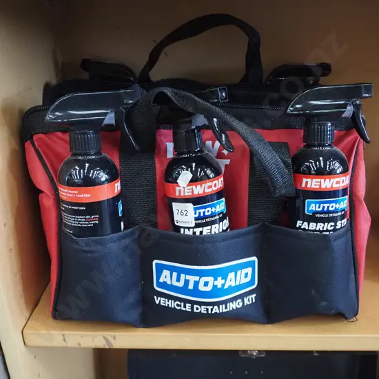 Auto Aid vehicle detailing kit