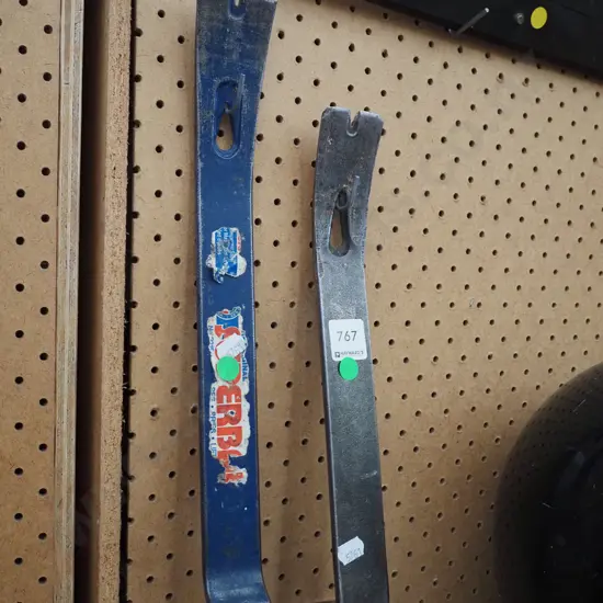 2x small jemmy bars - green dots