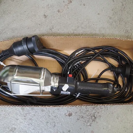 trouble light and extension cord