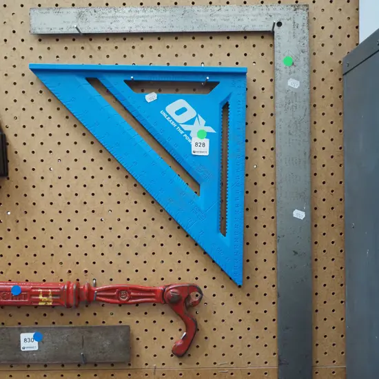 builder's square, Ox rafter's square green dots