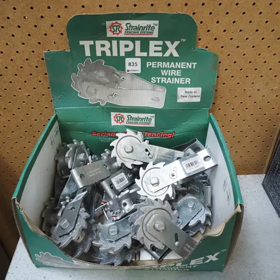 box; Triplex wire strainers