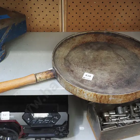 camp fire griddle/frying pan