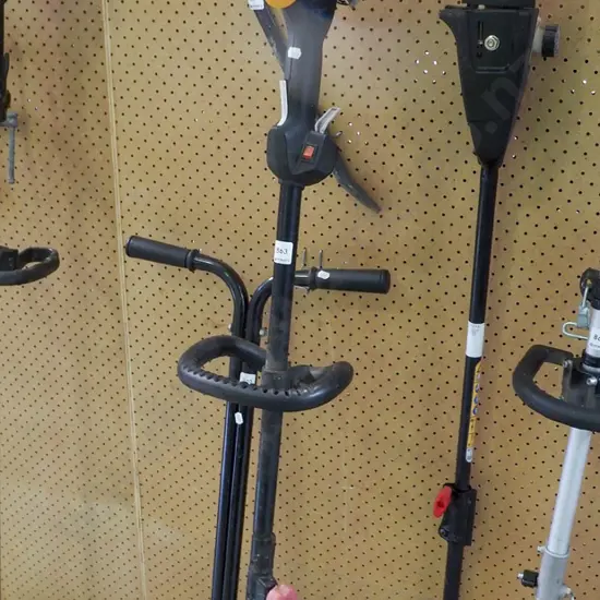 McCulloch 2 stroke line trimmer