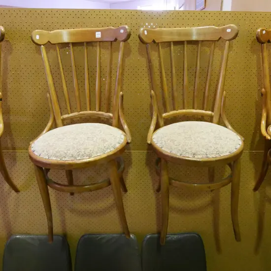 4x bentwood spindle back dining chairs