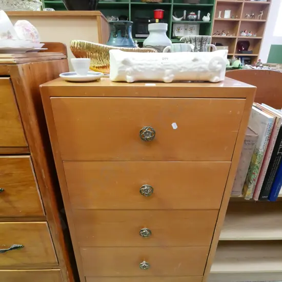 solid rimu and pine 5 drawer chest H-980 W-530 D-375