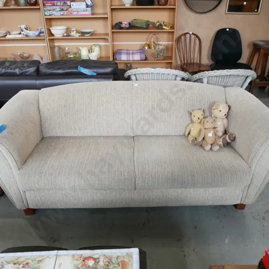 rolled arm chesterfield 3 seater settee H-780 W-2020 D-810