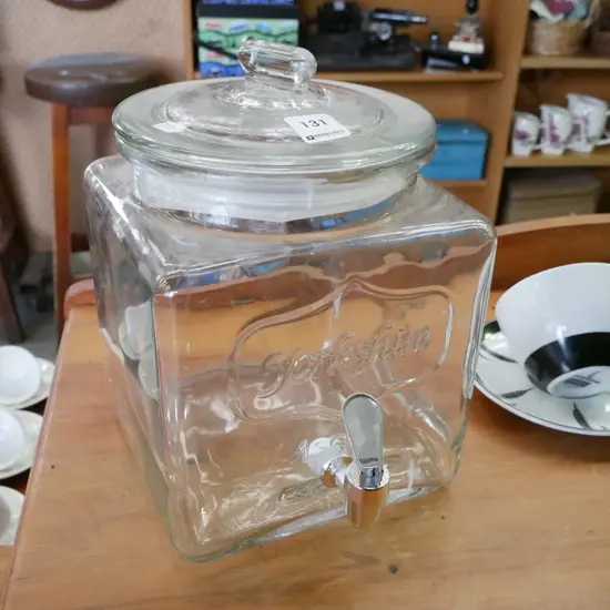 glass drinks dispenser