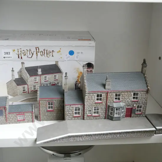 Harry Potter Hogsmead model railway station building