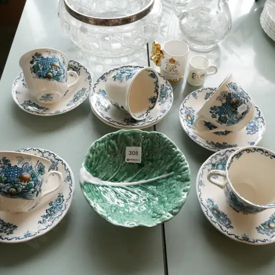Masons cups and saucers, cabbage bowl, 2x Royal miniature cups