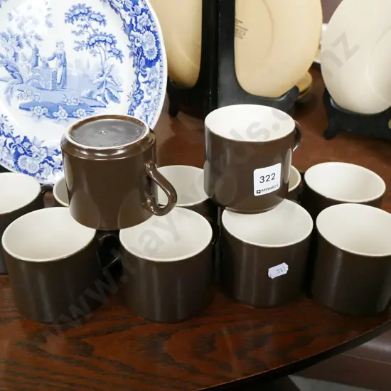 11x Crown Lynn coffee cups