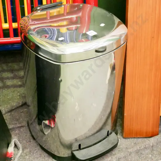 chrome flip top rubbish bin