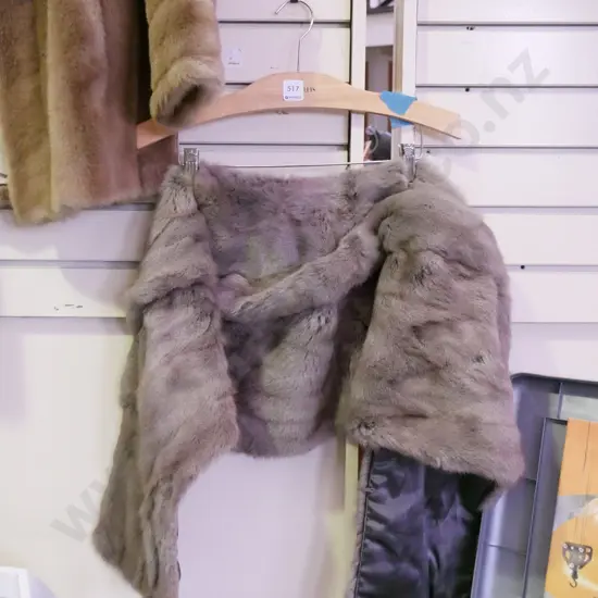 grey fur stole