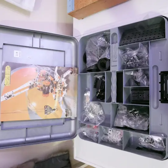 as-new cased Meccano special edition crane set