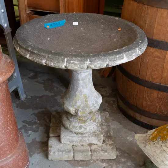 concrete bird bath with fluted pedestal base, crack to top, overall weathered patina H-650 D-610