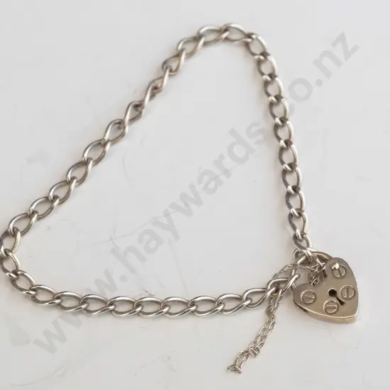 silver bracelet with heart clasp stamped 925