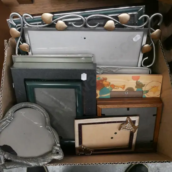 box; photo frames