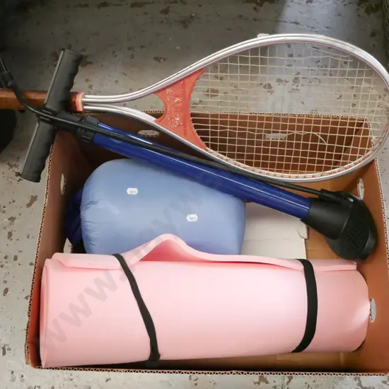 box; bed rolls, sleeping bag etc