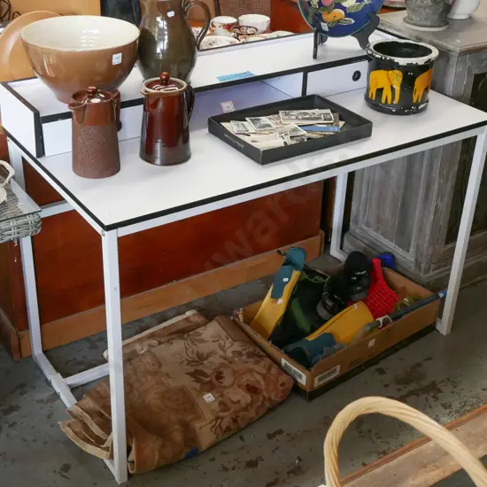 metal and mdf melteca desk - top not attached - needs repairs H-780 W-1200 D-600