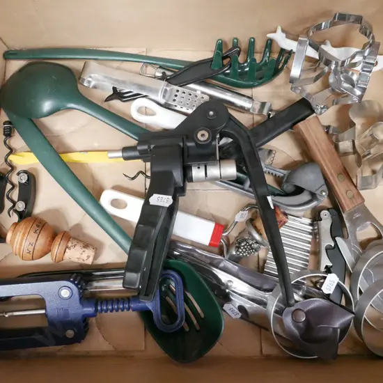 box; kitchen utensils