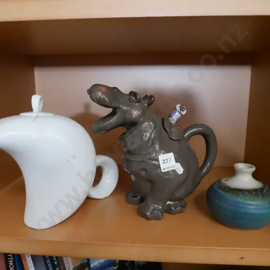 designer teapot, novelty tea pot, pottery vase