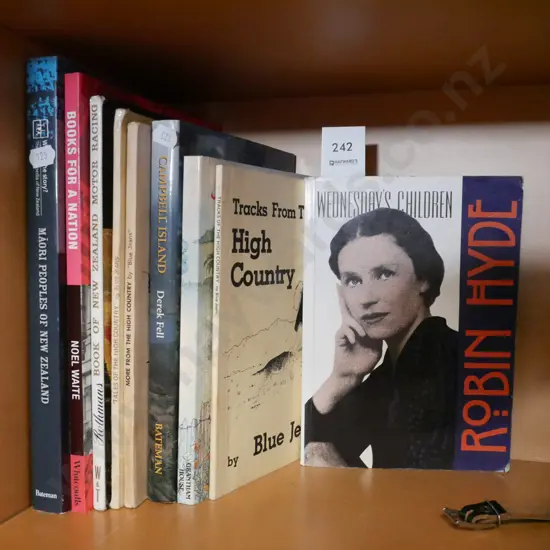 NZ books