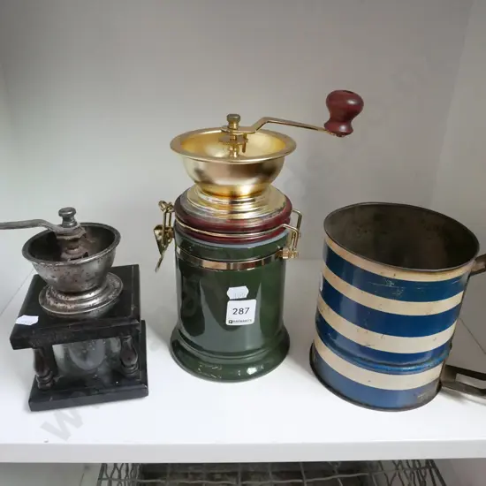 2x coffee mills, flour sifter