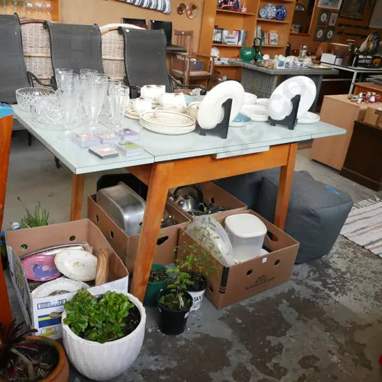 rimu based, formica top extending dining table H-775 W-1500 D-840