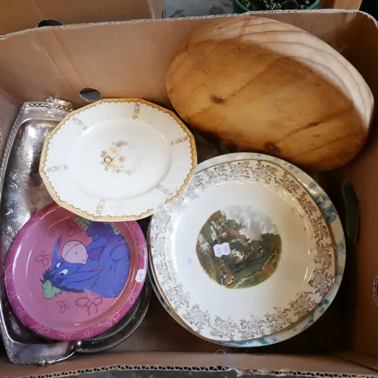 box; wooden chopping board, plates, plated trays etc