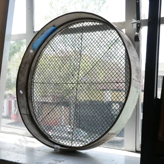 garden sieve 