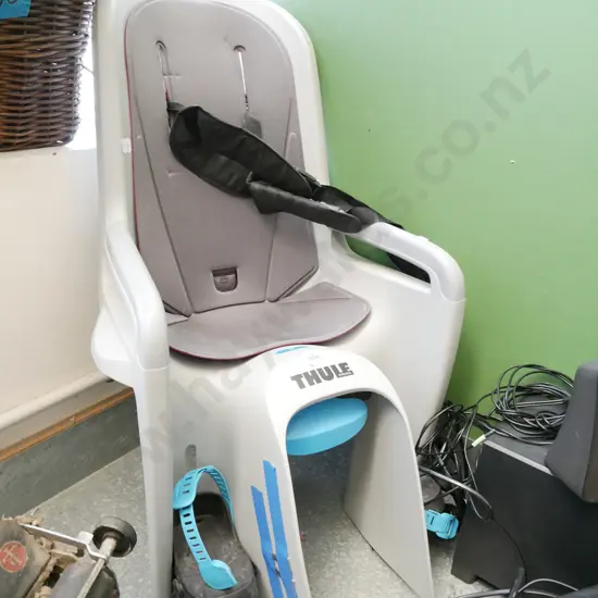 Thule, childs bicycle seat