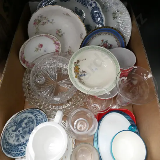 box; crystal bowls, vases, jug etc