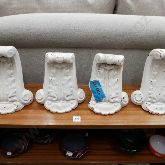 4x cast iron bath feet? - 1 has damage