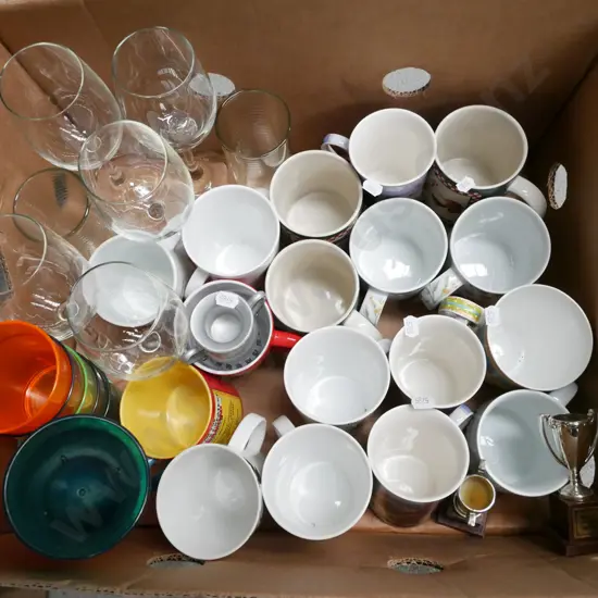 box; wine glasses, tumblers etc