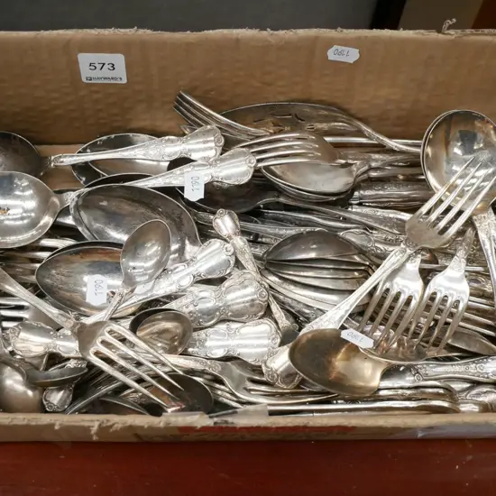 box of cutlery
