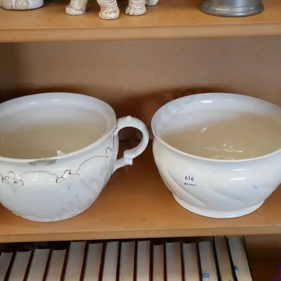 2x chamber pots, both have chips
